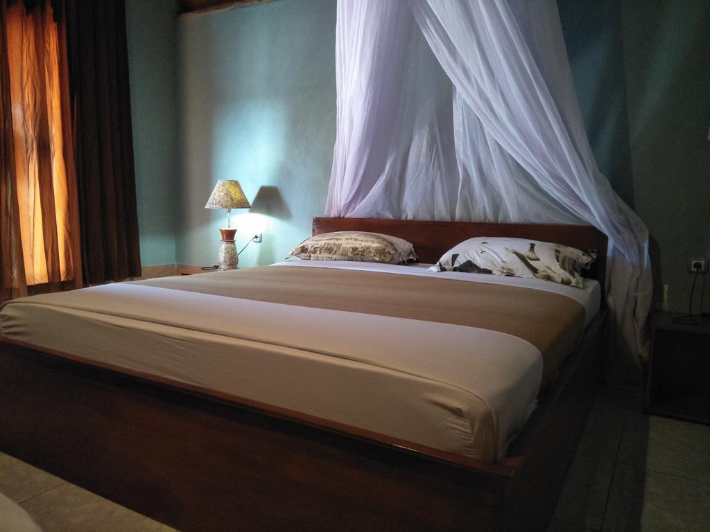 Dinoyin Bungalows Gili Meno Extérieur photo